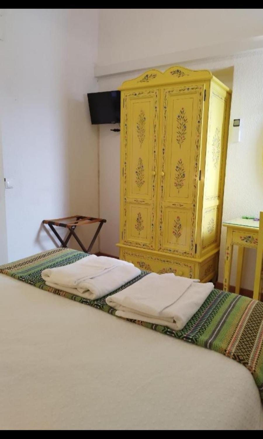 Mont' Sobro Hostel Évora Dış mekan fotoğraf